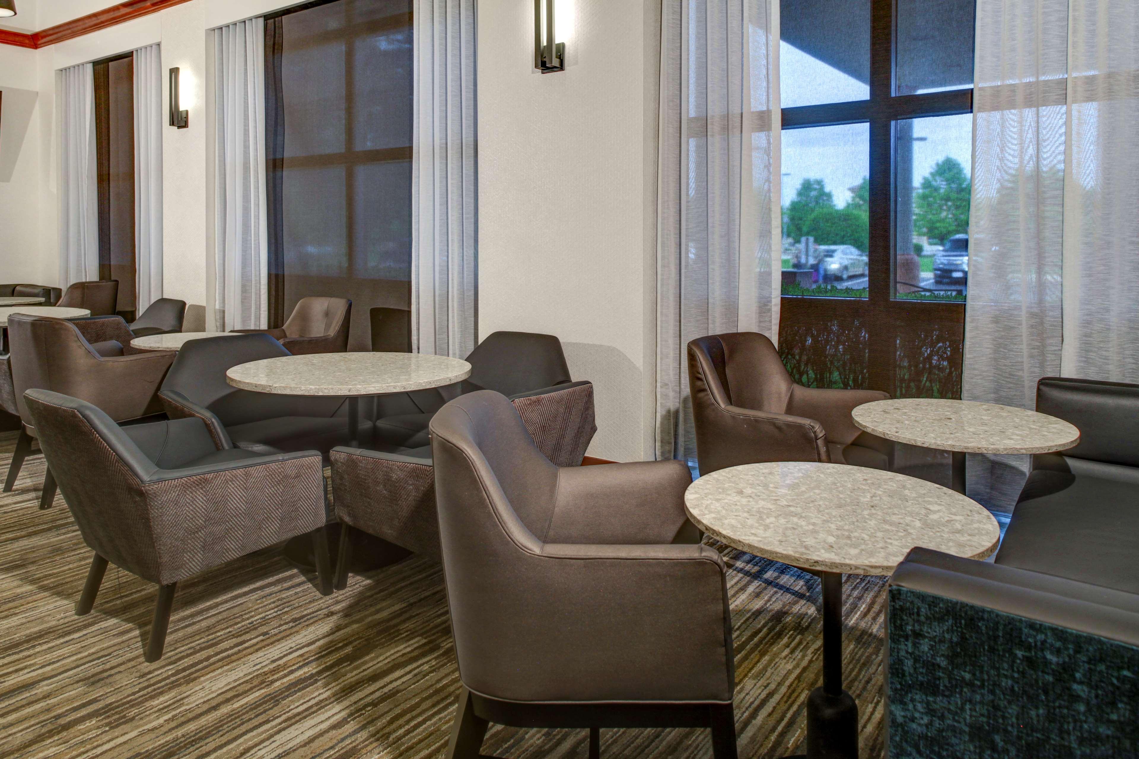 Hyatt Place Detroit/Auburn Hills Exterior photo